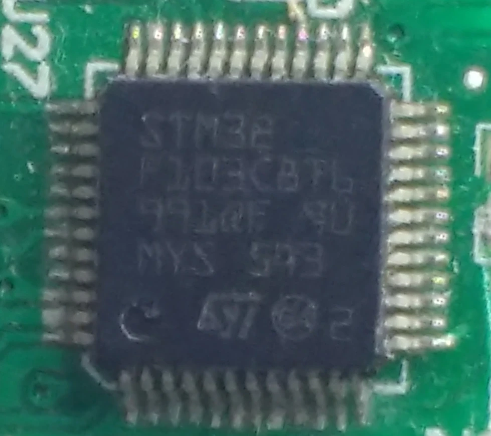 STM32F103C8T6 微控制器